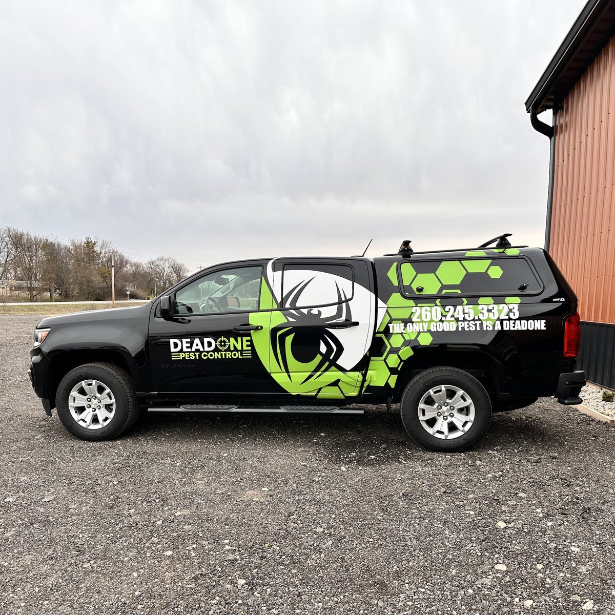 DeadOne Pest Control service truck in Fort Wayne, IN